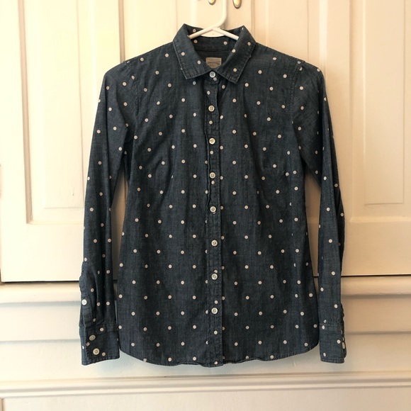 J. Crew “The Perfect Shirt” Chambray Button Down - Picture 3 of 8